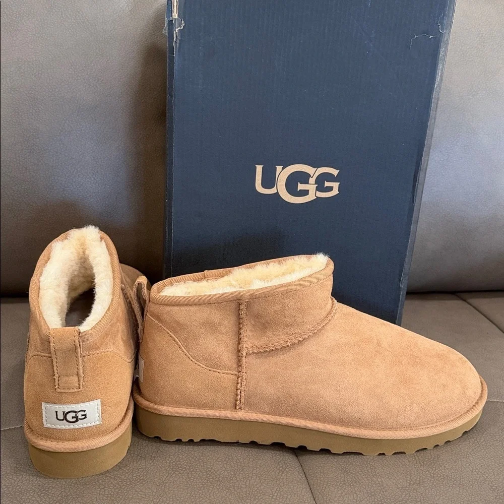 Uggs men classic mini boot •NEW•10